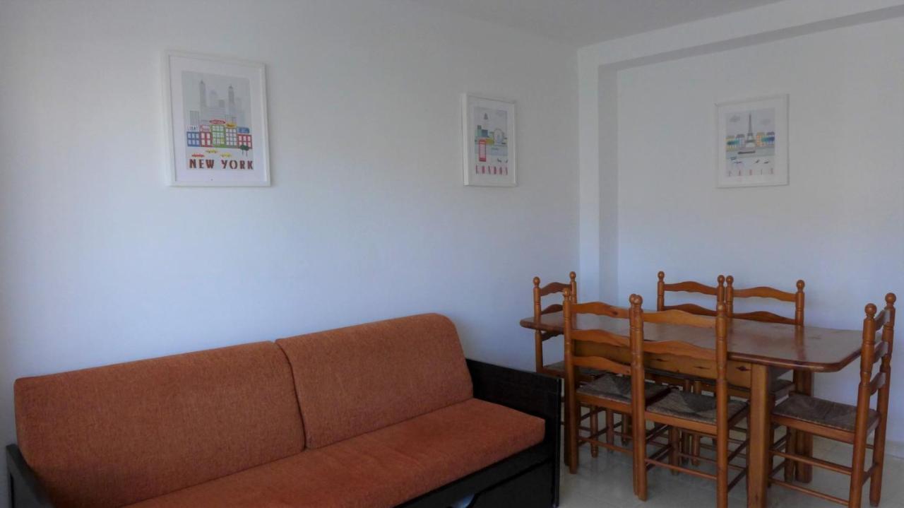 Apartamentos Colon Salou Luaran gambar