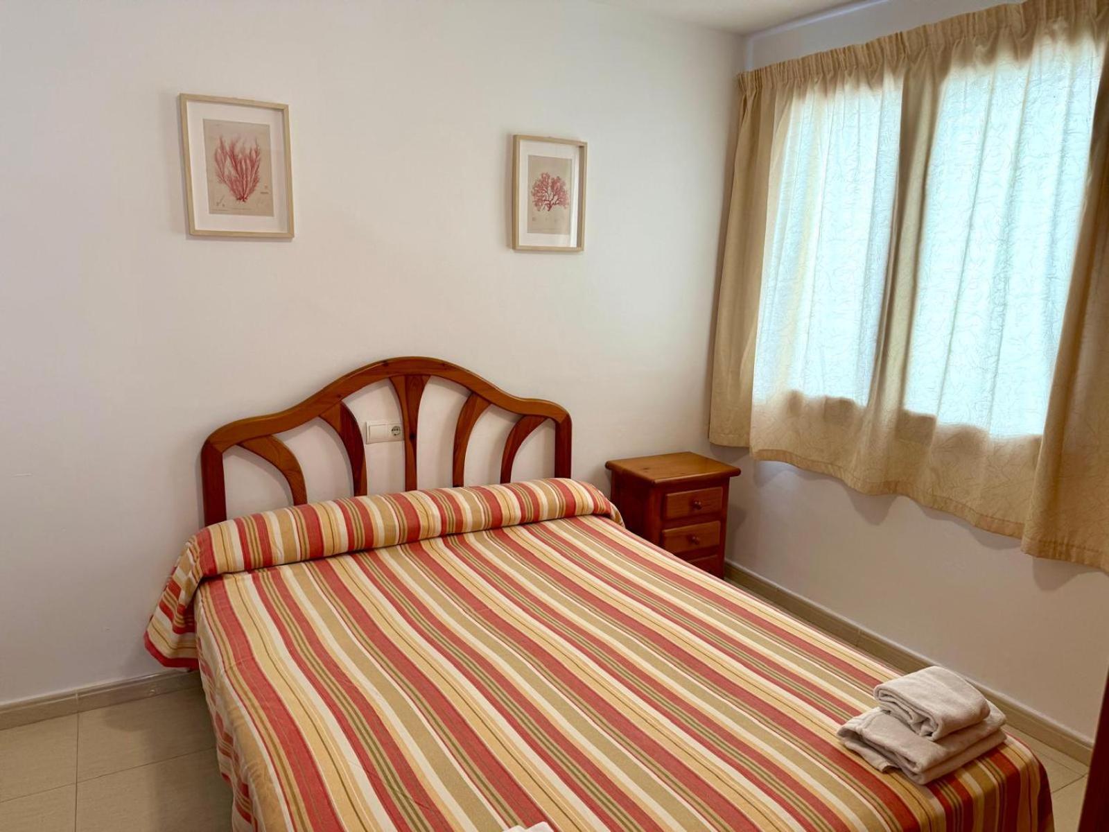 Apartamentos Colon Salou Luaran gambar